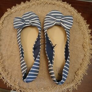 Time and Tru Women's Blue Striped Flats New Slip On loafer fabric